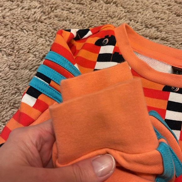 One of a Kind  Boys Kids Adidas and Lego Duplo One Piece Sleeper Pajamas size 2T - Picture 9 of 16